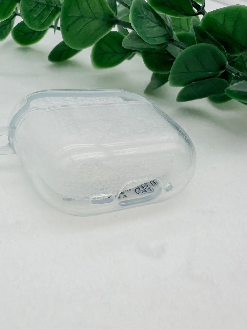 Off-White x Nike AirPods 4 Case with Lanyard - Clear